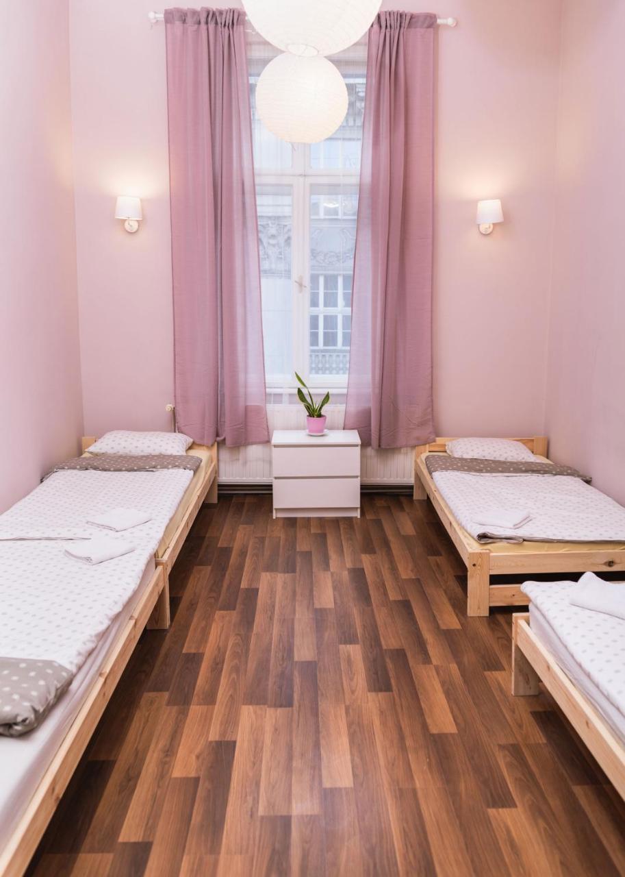 Hostel Krakowskie Klimaty 외부 사진
