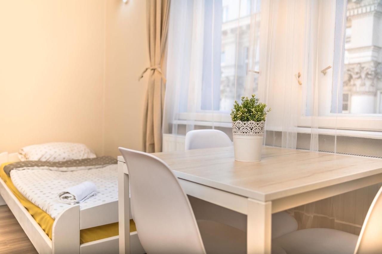 Hostel Krakowskie Klimaty 외부 사진